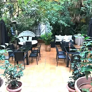https://luxury-boutique-house.it-lombardy.com