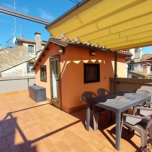https://ca-rossa-venezia.hotelinveneto.com